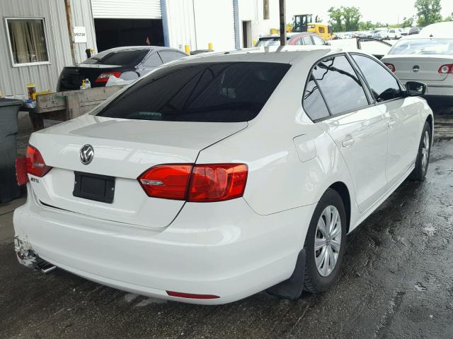 3VW2K7AJXDM293764 - 2013 VOLKSWAGEN JETTA BASE 白色 照片 4