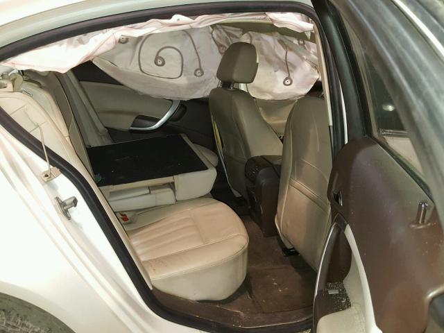 2G4GR5EK8C9138211 - 2012 BUICK REGAL CREAM photo 6