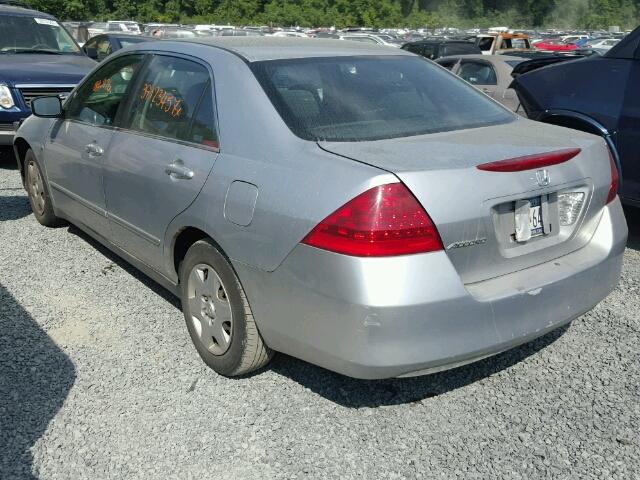 1HGCM56476A089482 - 2006 HONDA ACCORD LX SILVER photo 3