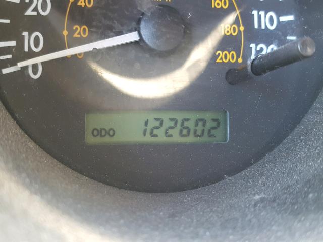 KL1TD52645B321901 - 2005 CHEVROLET AVEO BASE Մոխրագույն լուսանկար 8