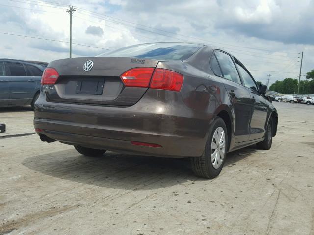 3VW2K7AJ6BM333271 - 2011 VOLKSWAGEN JETTA BASE 棕色 照片 4