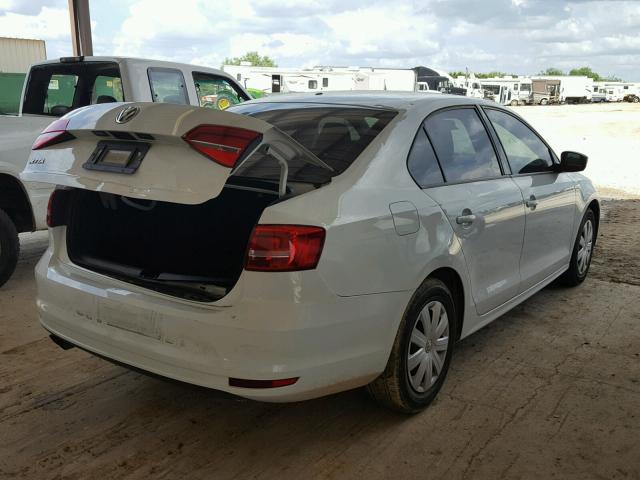3VW2K7AJ4FM346896 - 2015 VOLKSWAGEN JETTA BASE Սպիտակ լուսանկար 4