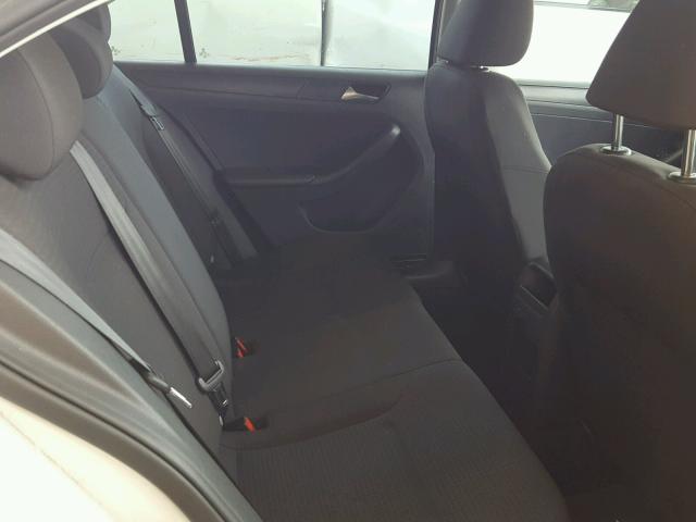 3VW2K7AJ4FM346896 - 2015 VOLKSWAGEN JETTA BASE Սպիտակ լուսանկար 6