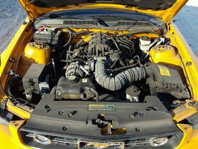 1ZVHT80N275288408 - 2007 FORD MUSTANG YELLOW photo 7