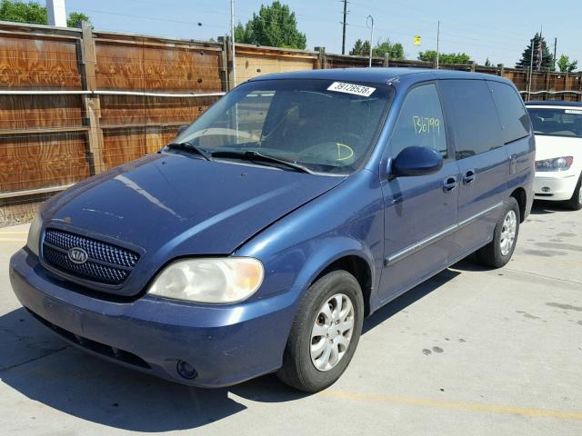 KNDUP131646580641 - 2004 KIA SEDONA EX BLUE photo 2