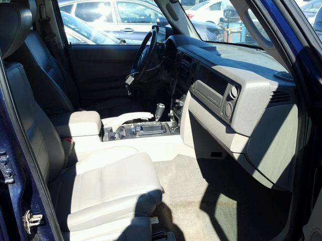 1J8HG48N16C286141 - 2006 JEEP COMMANDER BLUE photo 5