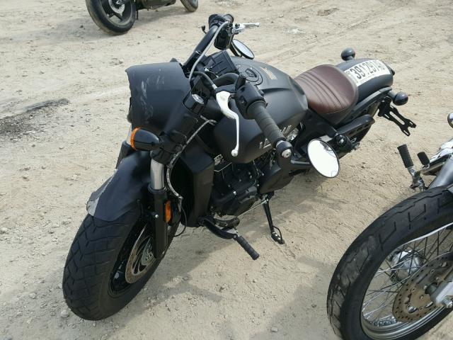 56KMTA00XJ3136029 - 2018 INDIAN MOTORCYCLE CO. SCOUT BOBB BLACK photo 2