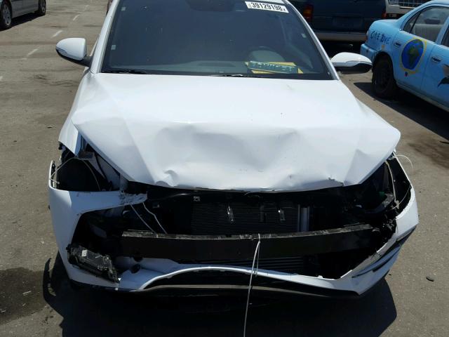 KMHD04LB4JU636898 - 2018 HYUNDAI ELANTRA SP WHITE photo 9