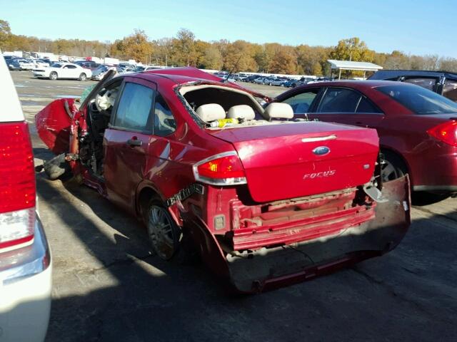 1FAHP3FN0AW152982 - 2010 FORD FOCUS RED photo 3