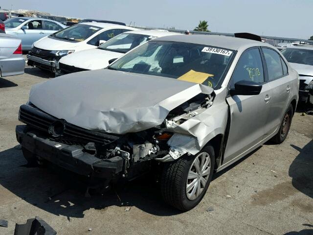 3VW2K7AJ1DM227636 - 2013 VOLKSWAGEN JETTA BASE 银色 照片 2