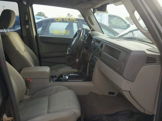 1J8HG48K66C338093 - 2006 JEEP COMMANDER BLACK photo 5