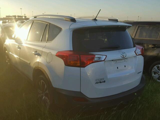 2T3YFREV9FW188113 - 2015 TOYOTA RAV4 WHITE photo 3