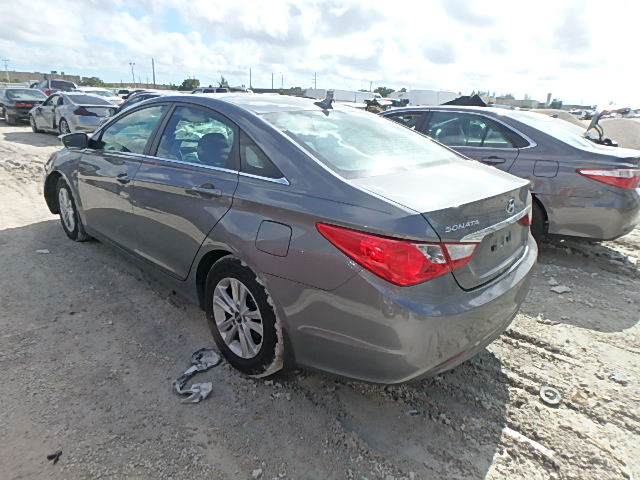 5NPEB4AC7DH732084 - 2013 HYUNDAI SONATA GLS GRAY photo 3