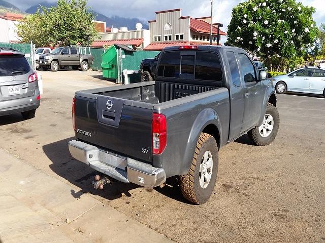 1N6AD0CU4BC405364 - 2011 NISSAN FRONTIER GRAY photo 4