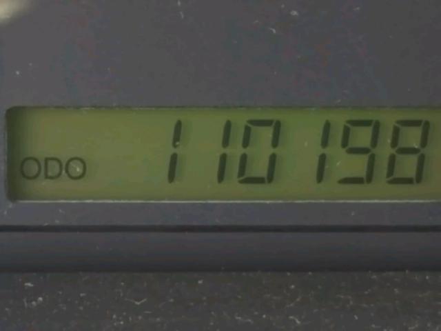 KL1TD5DE2AB132033 - 2010 CHEVROLET AVEO LS RED photo 8