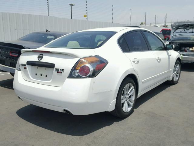 1N4BL2AP0BC164606 - 2011 NISSAN ALTIMA SR WHITE photo 4