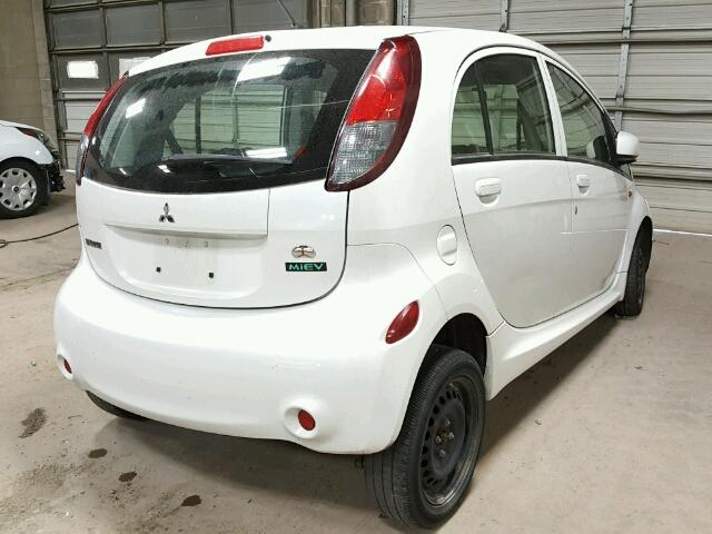 JA3215H14CU033045 - 2012 MITSUBISHI I MIEV ES WHITE photo 4