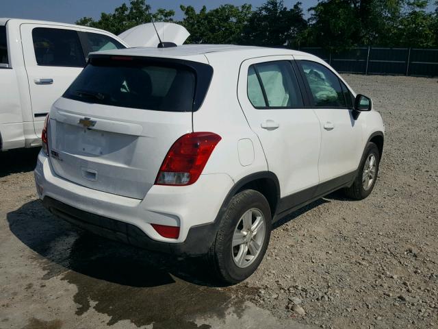 KL7CJNSB8HB157245 - 2017 CHEVROLET TRAX LS WHITE photo 4