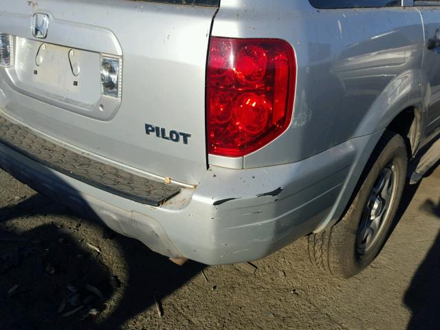 2HKYF18194H589207 - 2004 HONDA PILOT LX GRAY photo 9