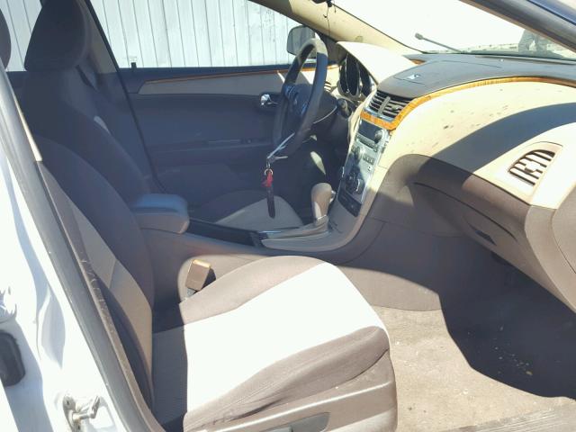1G1ZC5EU6BF390005 - 2011 CHEVROLET MALIBU 1LT 白色 照片 5