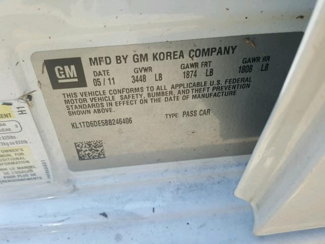 KL1TD6DE5BB246406 - 2011 CHEVROLET AVEO LS WHITE photo 10