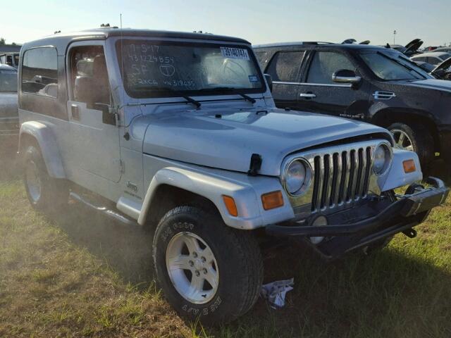 1J4FA44S55P318635 - 2005 JEEP WRANGLER / GRAY photo 1