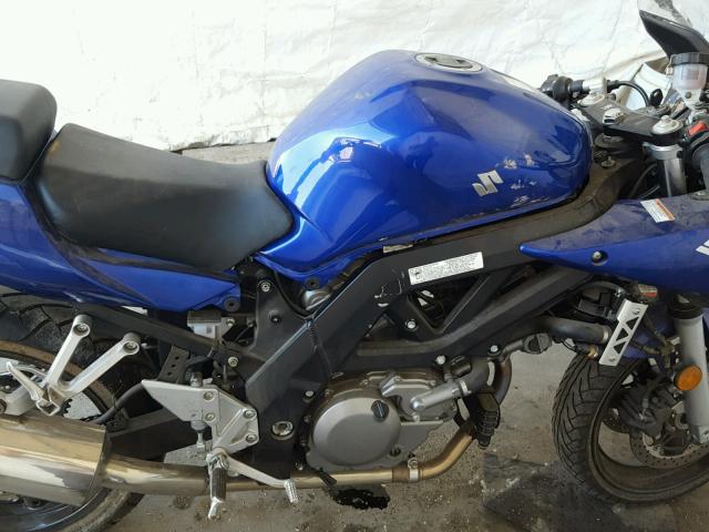 JS1VP53A152105123 - 2005 SUZUKI SV650 BLUE photo 5