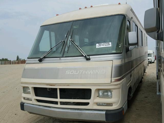 1GBKP37W2J3332459 - 1988 FLEETWOOD SOUTHWIND BROWN photo 2