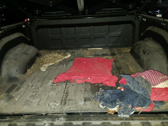 1C6RR6LM0FS534988 - 2015 RAM 1500 SLT შავი ფოტო 10