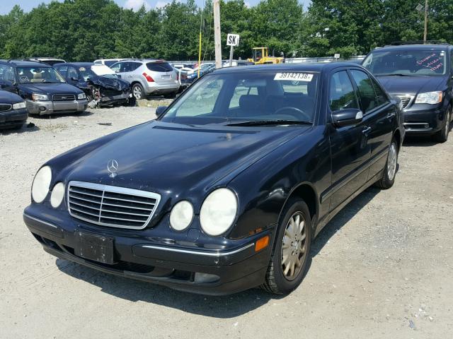 WDBJF82J5YX039188 - 2000 MERCEDES-BENZ E 320 4MAT BLACK photo 2