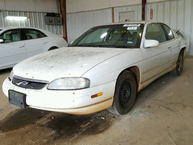 2G1WW12M7W9296592 - 1998 CHEVROLET MONTE CARL 白色 照片 2