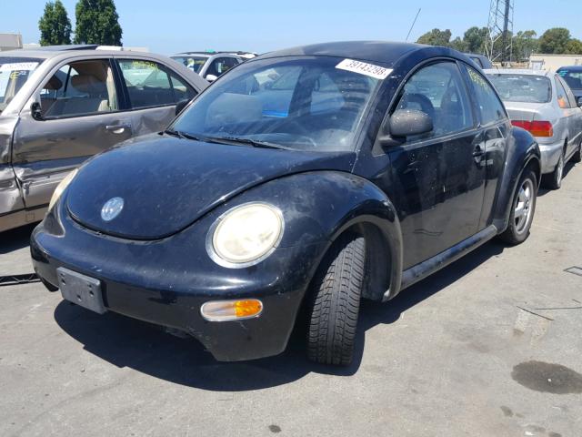 3VWBB61C5WM030080 - 1998 VOLKSWAGEN NEW BEETLE Qara foto 2