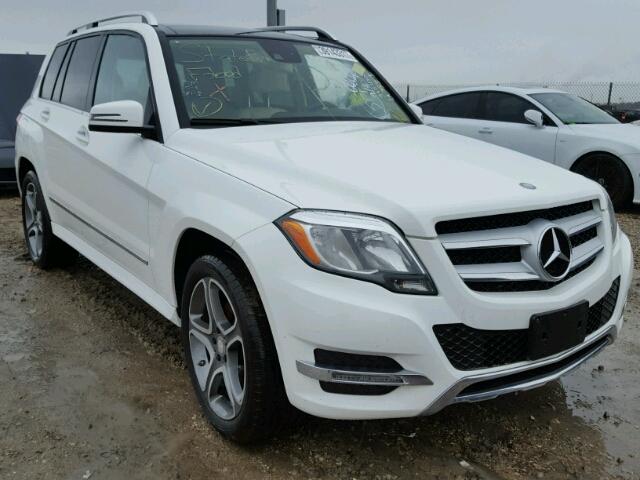 WDCGG0EB7FG395440 - 2015 MERCEDES-BENZ GLK WHITE photo 1