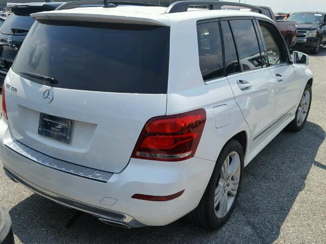 WDCGG5HB9EG214670 - 2014 MERCEDES-BENZ GLK WHITE photo 4