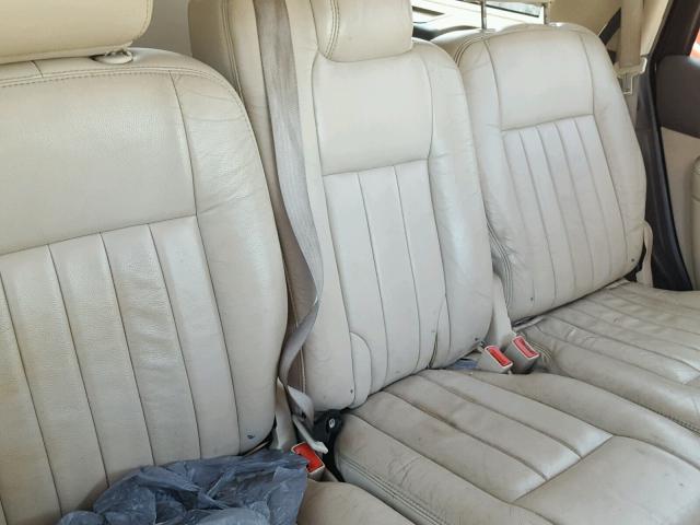 5LMFU28R24LJ33305 - 2004 LINCOLN NAVIGATOR BLACK photo 6