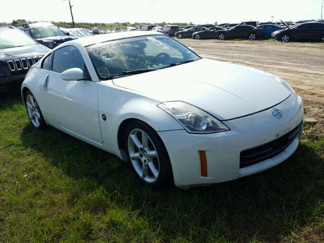 JN1AZ34D55M607569 - 2005 NISSAN 350Z COUPE WHITE photo 1