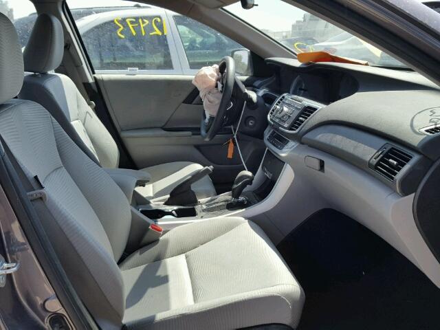 1HGCR2F39FA144828 - 2015 HONDA ACCORD GRAY photo 5