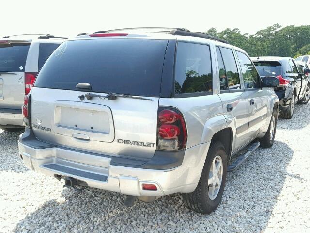 1GNDS13SX42204515 - 2004 CHEVROLET TRAILBLAZE SILVER photo 4