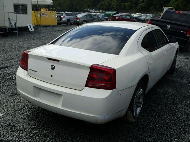 2B3KA43R47H756493 - 2007 DODGE CHARGER SE WHITE photo 4