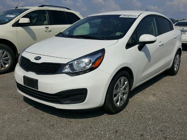 KNADM4A39E6397182 - 2014 KIA RIO LX WHITE photo 2