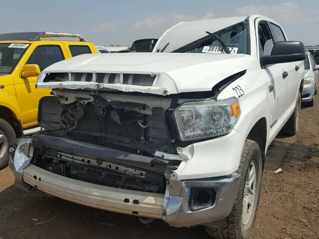 5TFDW5F12EX374234 - 2014 TOYOTA TUNDRA CRE WHITE photo 2