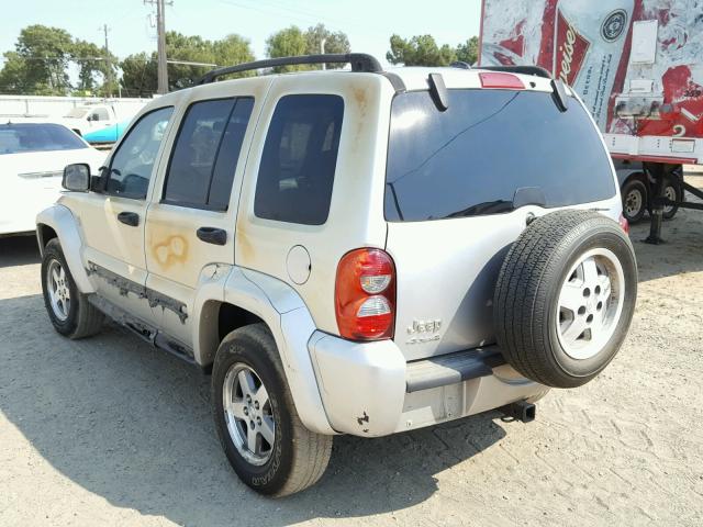 1J4GL38K75W688316 - 2005 JEEP LIBERTY RE SILVER photo 3