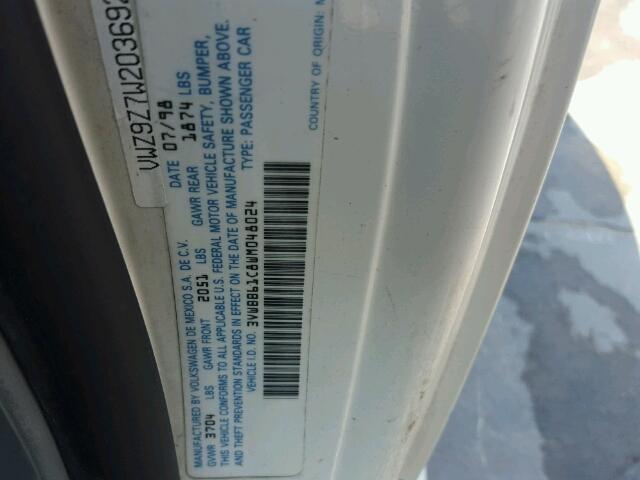 3VWBB61C8WM048024 - 1998 VOLKSWAGEN NEW BEETLE 白色 照片 10