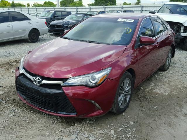 4T1BF1FKXFU936310 - 2015 TOYOTA CAMRY LE RED photo 2