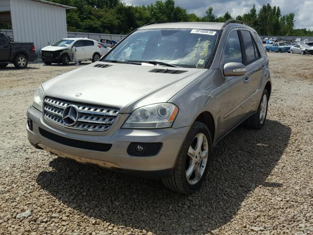 4JGBB75E66A088244 - 2006 MERCEDES-BENZ ML 500 TAN photo 2