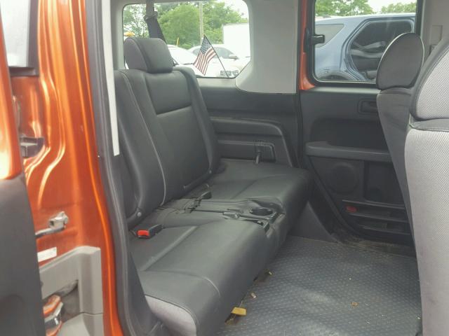 5J6YH28374L018371 - 2004 HONDA ELEMENT LX ORANGE photo 6