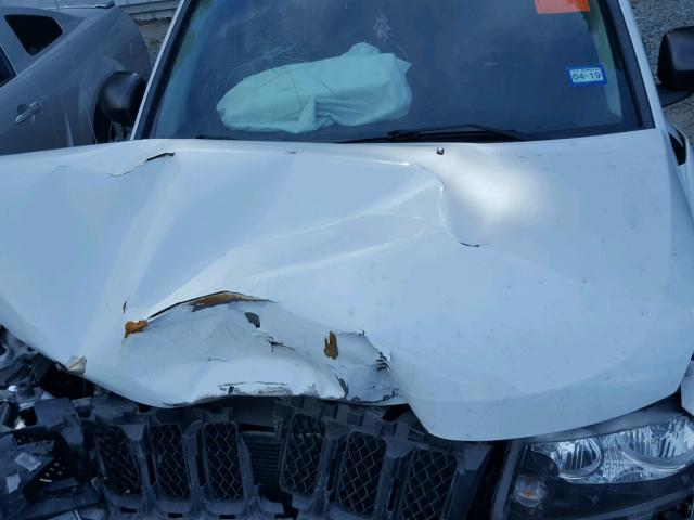 1C4NJCBAXED749513 - 2014 JEEP COMPASS SP WHITE photo 7