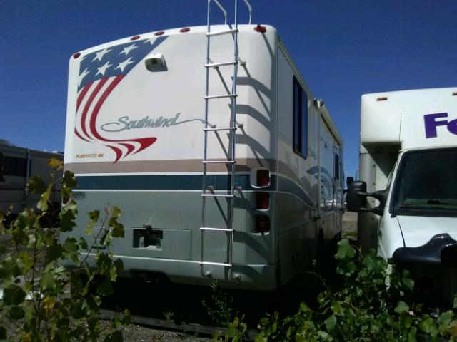 1FCNF53S1Y0A06707 - 2001 SOWI MOTOR HOME WHITE photo 4