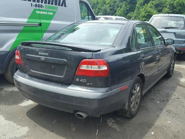 YV1VS29531F672105 - 2001 VOLVO S40 1.9T BLUE photo 4