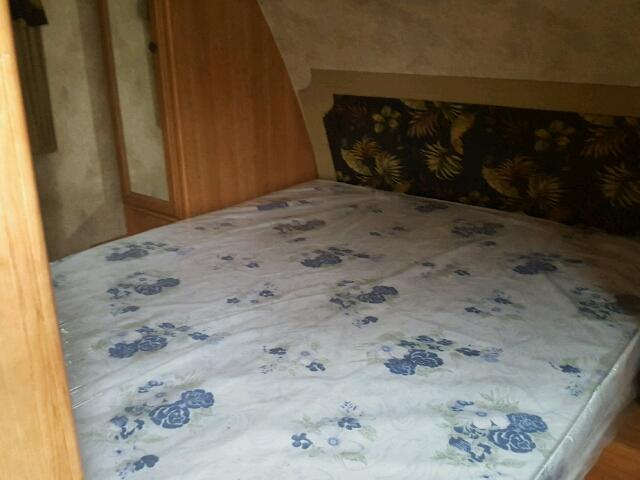 4YDT3002896411627 - 2009 KEYSTONE PASSPORT 白色 照片 5